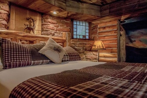 The Anniversary Inn - South Temple - image 18