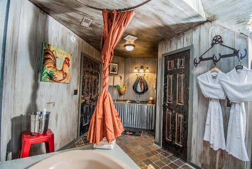 The Anniversary Inn - South Temple - image 2