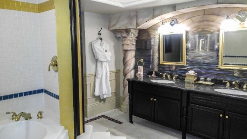 The Anniversary Inn - South Temple - image 21