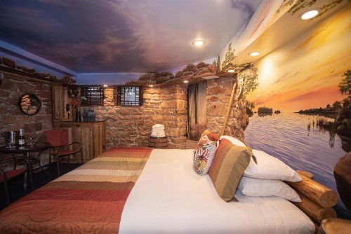 The Anniversary Inn - South Temple - image 24