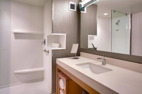 Courtyard by Marriott Salt Lake City Downtown - image 10