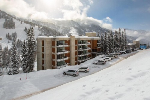 Inn at Snowbird - image 8