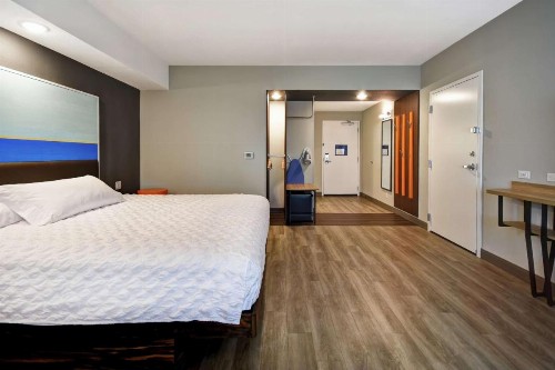 Tru By Hilton Salt Lake City Airport - image 25