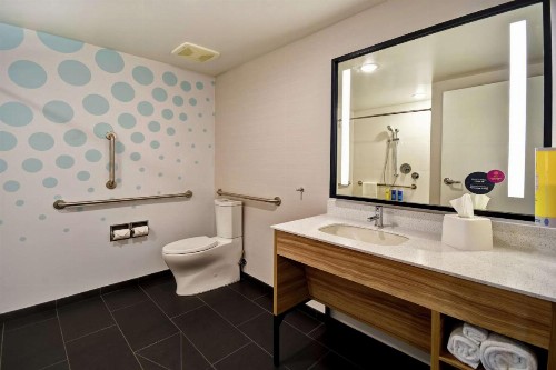 Tru By Hilton Salt Lake City Airport - image 4