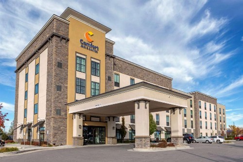 Comfort Inn & Suites Salt Lake City Airport - image 1