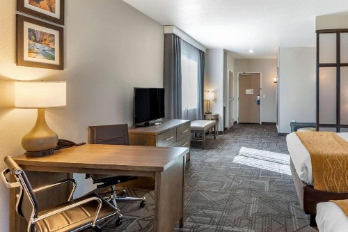 Comfort Inn & Suites Salt Lake City Airport - image 13