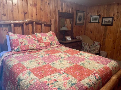 Silver Fork Lodge & Restaurant - image 10