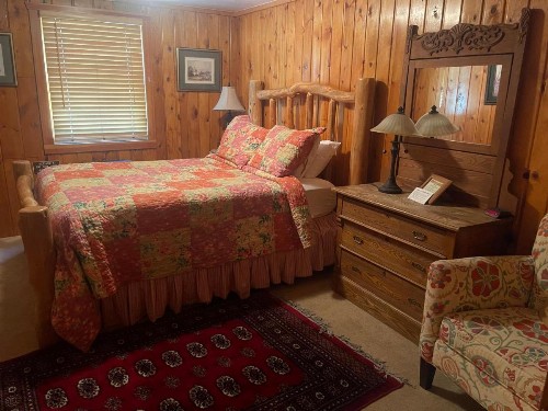 Silver Fork Lodge & Restaurant - image 11