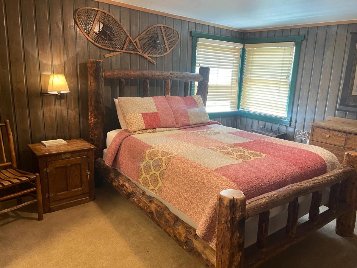 Silver Fork Lodge & Restaurant - image 4