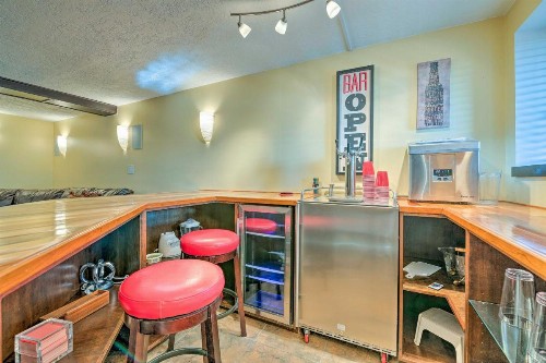 Roomy Salt Lake City Apt with Movie and Game Room - image 2
