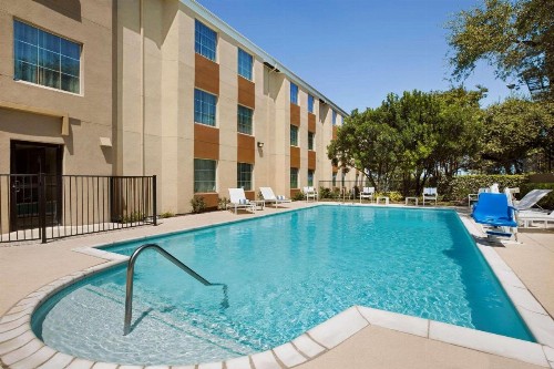 Country Inn & Suites by Radisson San Antonio Medical Center TX - image 10