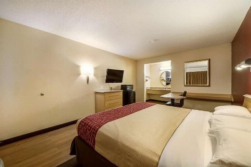 Motel 6-San Antonio TX - Near Lackland AFB - image 11