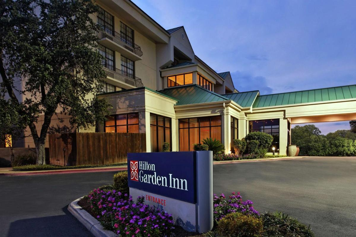 Hilton Garden Inn San Antonio Airport - main image