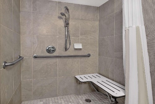 Hilton Garden Inn San Antonio Airport - image 21