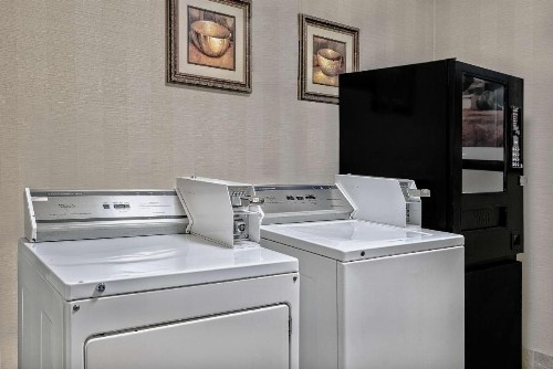Hilton Garden Inn San Antonio Airport - image 31