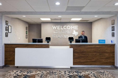 Hampton Inn San Antonio Downtown - image 2