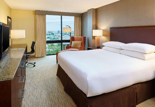 Hilton San Antonio Airport - image 16