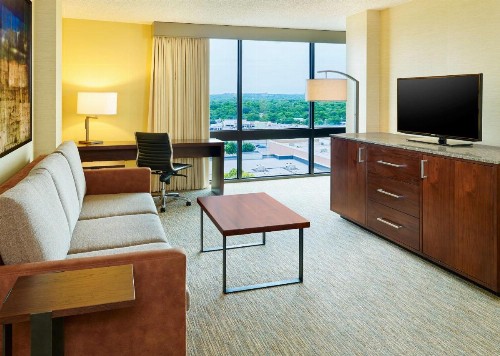 Hilton San Antonio Airport - image 22