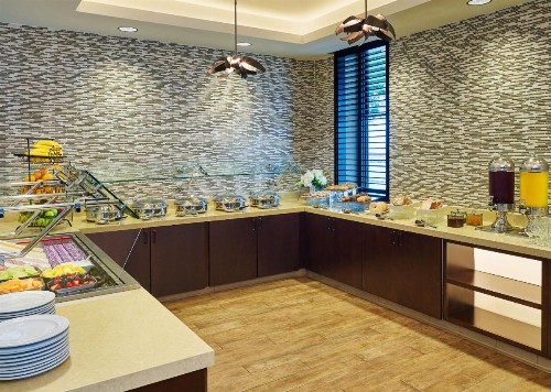 Hilton San Antonio Airport - image 9