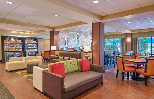 Hampton Inn San Antonio Stone Oak - image 8
