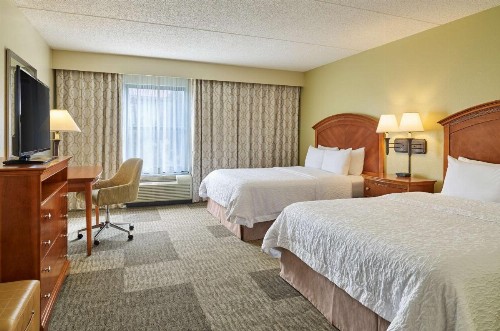 Hampton Inn San Antonio Stone Oak - image 9
