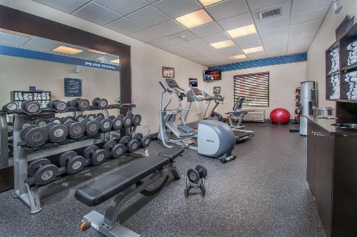 Hampton Inn and Suites San Antonio Airport - image 11