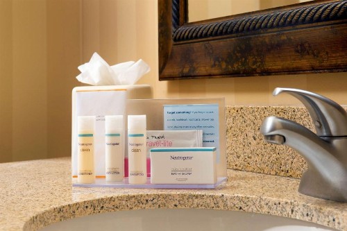 Hampton Inn and Suites San Antonio Airport - image 27