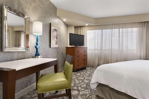 Embassy Suites San Antonio Airport - image 40