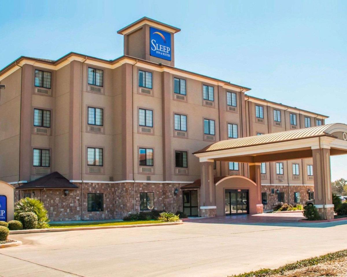 Sleep Inn and Suites at Six Flags - main image