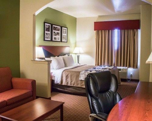 Sleep Inn and Suites at Six Flags - image 23