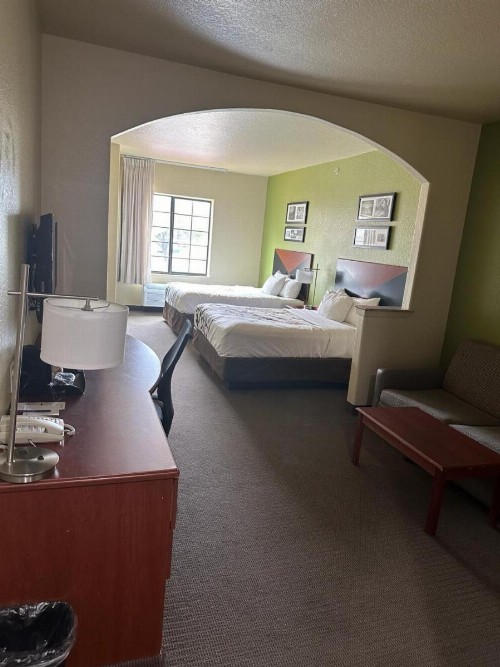 Sleep Inn and Suites at Six Flags - image 45