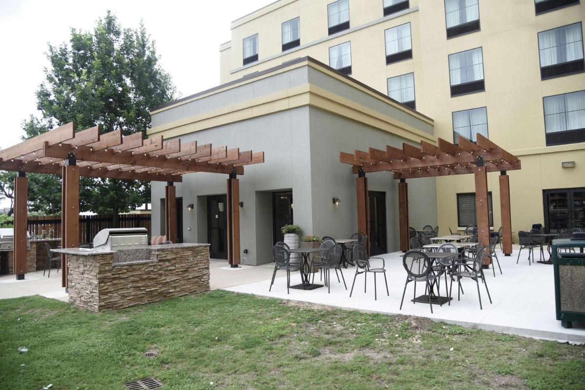 Homewood Suites by Hilton San Antonio North - image 4