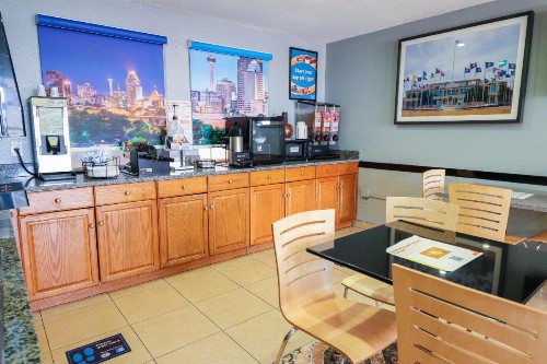 Rodeway Inn Lackland AFB/Sea World - image 37
