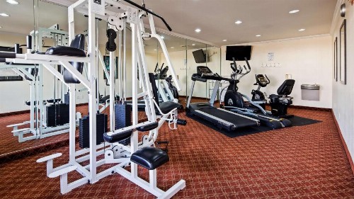 Best Western Garden Inn - image 9
