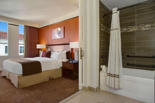 The Emily Morgan Hotel - A DoubleTree by Hilton - image 13