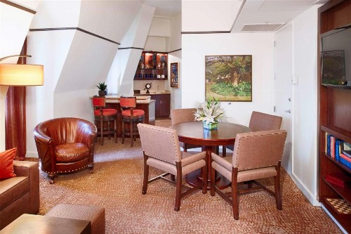The Emily Morgan Hotel - A DoubleTree by Hilton - image 3