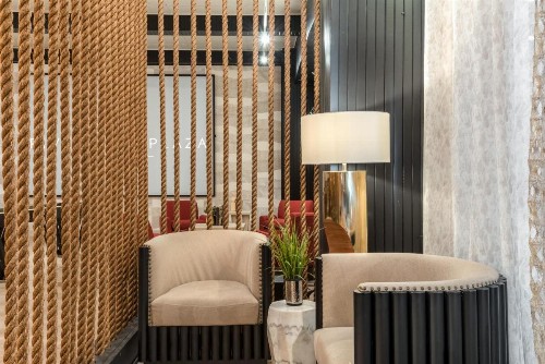 Riverwalk Plaza Hotel - image 28