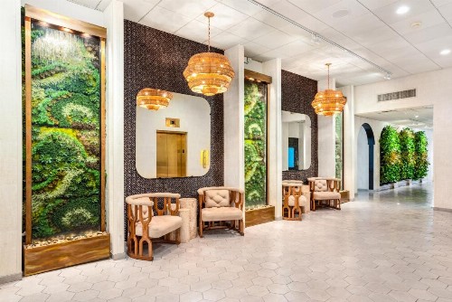 Riverwalk Plaza Hotel - image 43