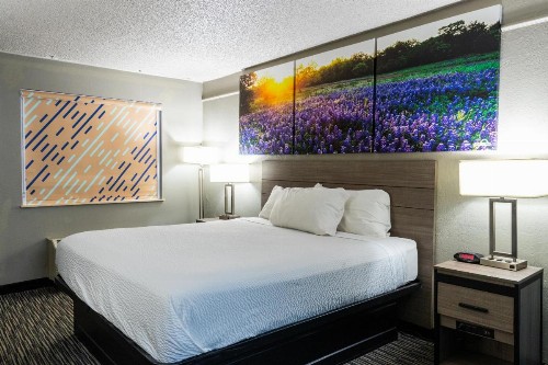 Days Inn by Wyndham N.W. Medical Center - image 30