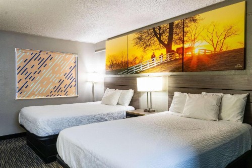 Days Inn by Wyndham N.W. Medical Center - image 5