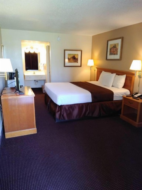 Knights Inn San Antonio near AT&T Center - image 22
