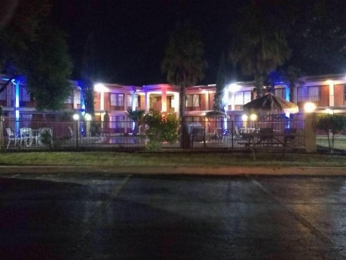 Knights Inn San Antonio near AT&T Center - image 8