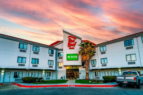Red Roof Inn San Antonio SeaWorld/Northwest - image 23