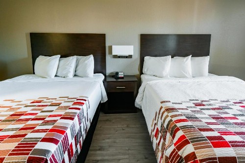 Red Roof Inn San Antonio SeaWorld/Northwest - image 30