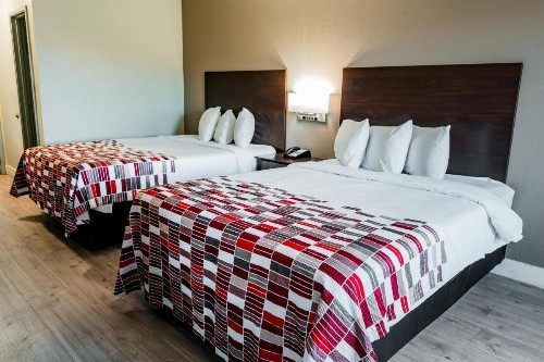 Red Roof Inn San Antonio SeaWorld/Northwest - image 37