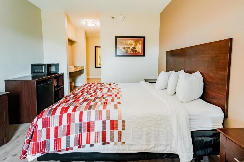 Red Roof Inn San Antonio SeaWorld/Northwest - image 44