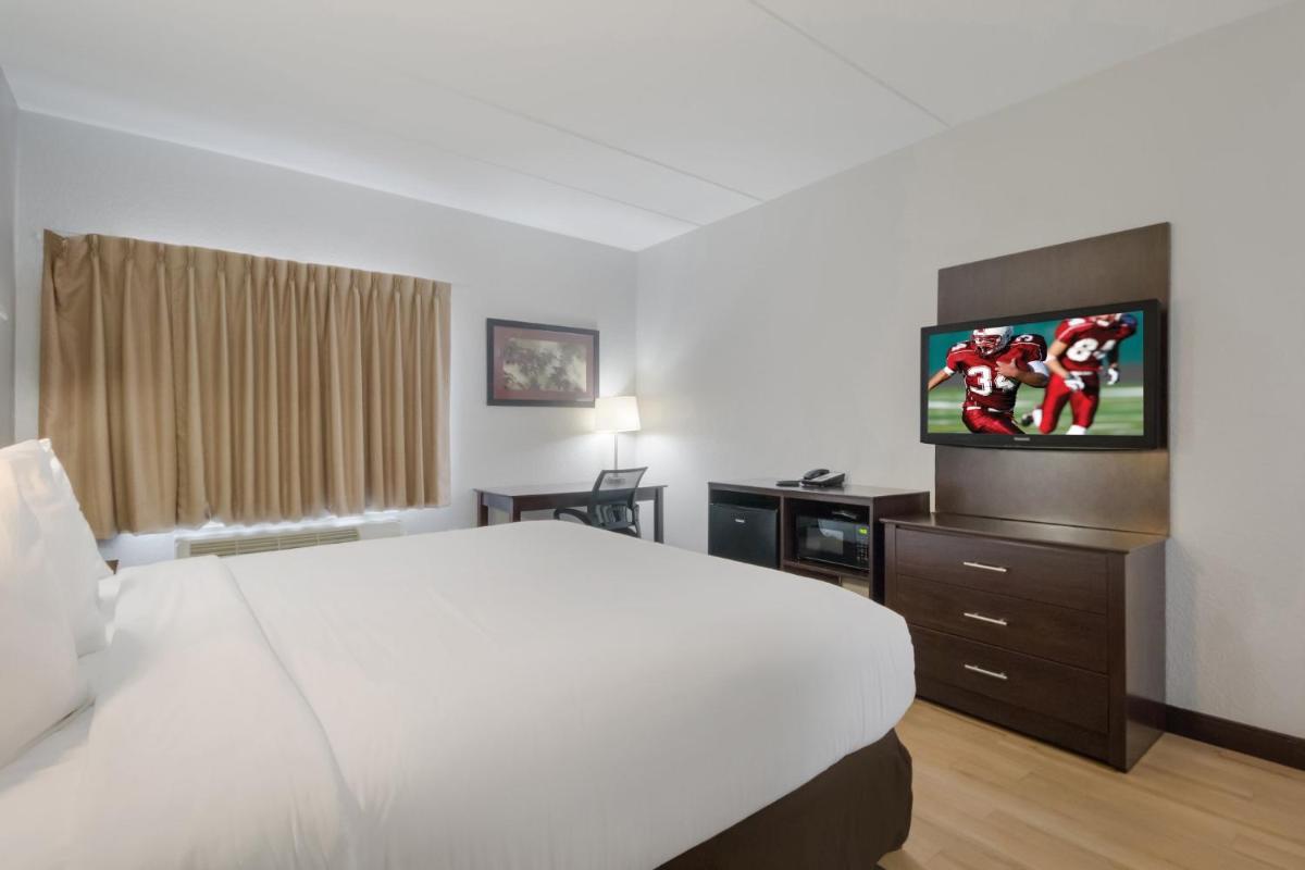 Red Roof Inn San Antonio SeaWorld/Northwest - image 6