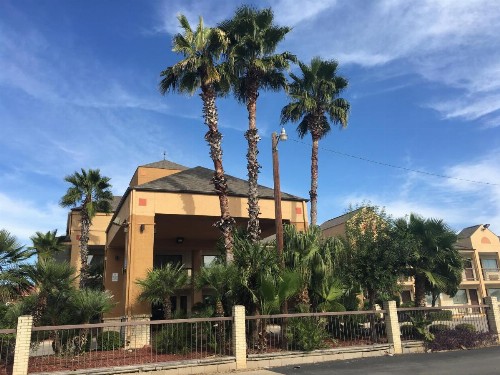 Ramada by Wyndham San Antonio/Near SeaWorld - image 10