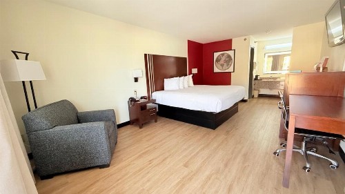 Ramada by Wyndham San Antonio/Near SeaWorld - image 47