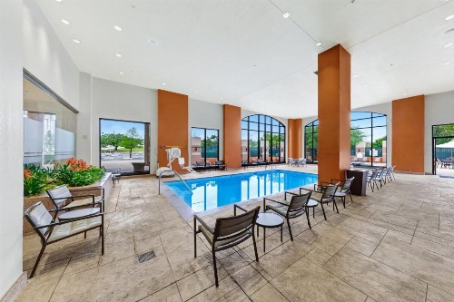 San Antonio Colonnade Hotel - image 20